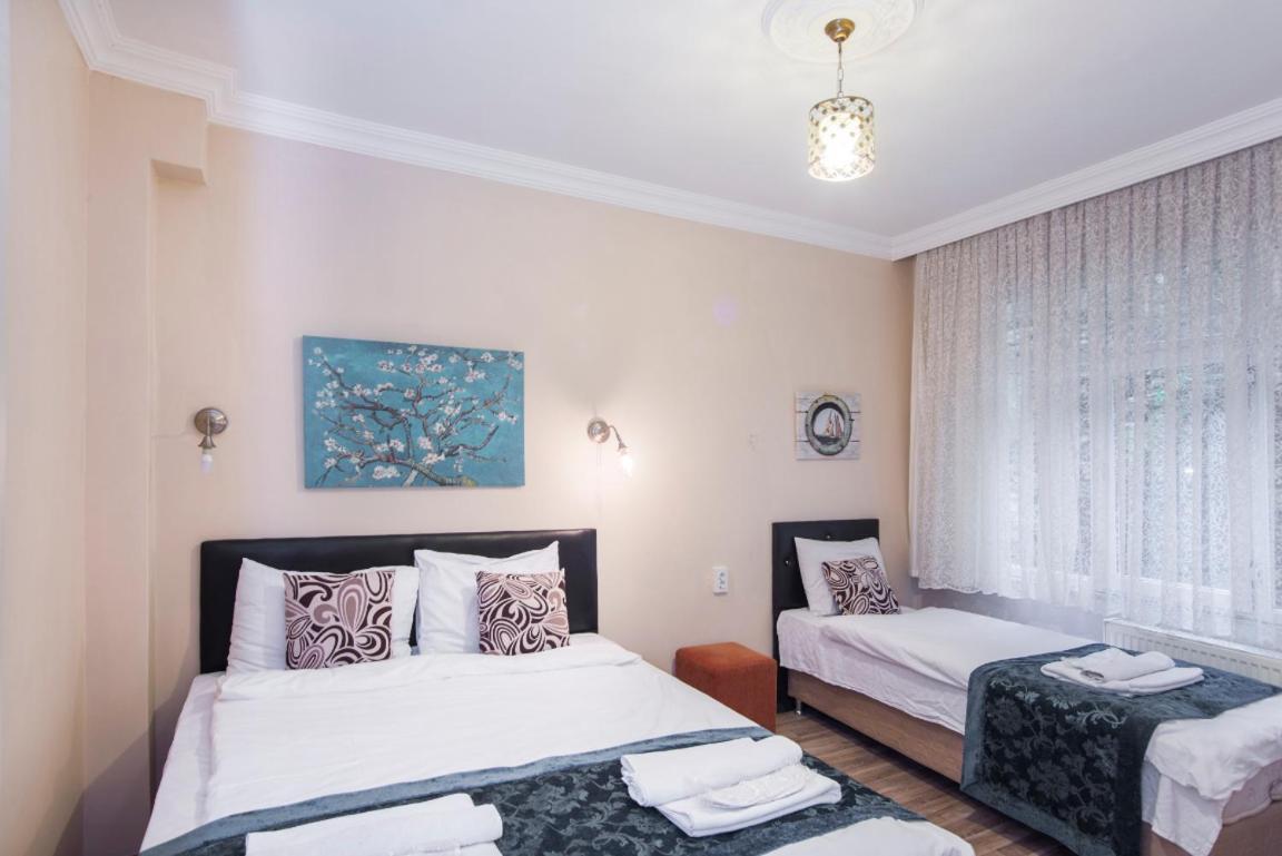 Divan Wooden Guesthouse อิสตันบูล ภายนอก รูปภาพ